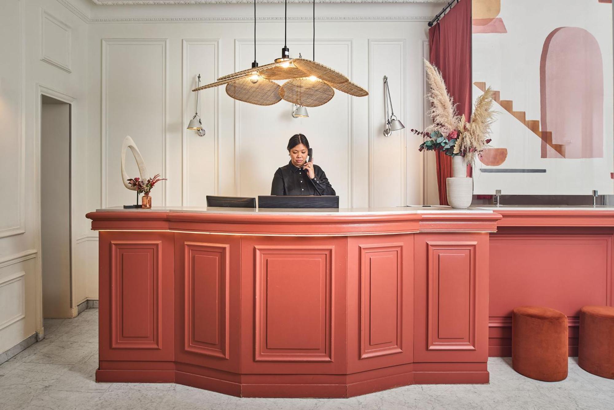 Hotel Cervantes By Happyculture Париж Екстериор снимка